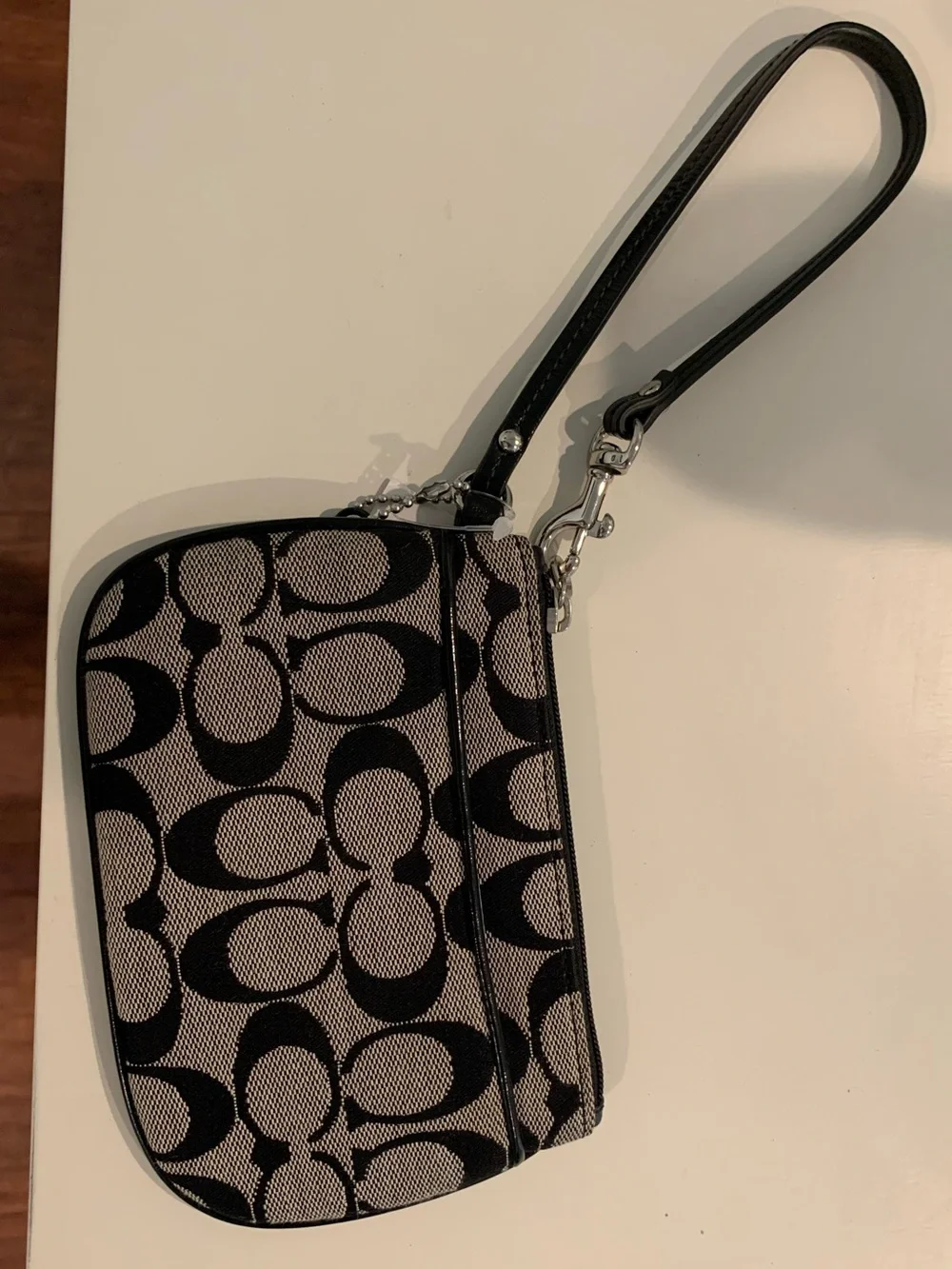 NWT - Coach Pattern Wristlet - Black and Gray